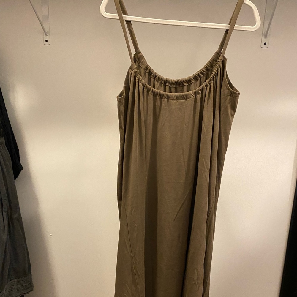 NWOT Brown H&M maxi dress